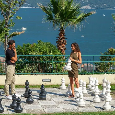 Hotel Cristina Limone sul Garda