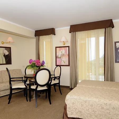 Hotel Cristina