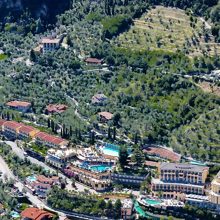 Cristina Hotel