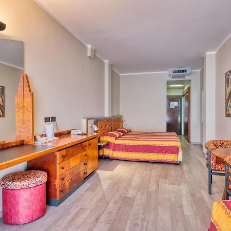 Cristina 3* Limone sul Garda