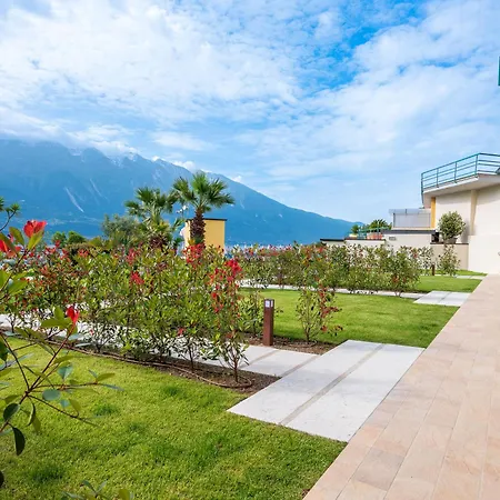 Cristina 3* Limone sul Garda