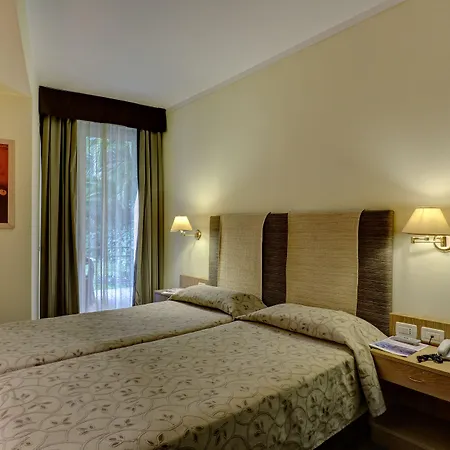 Hotell Cristina 3*