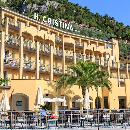 Hotell Cristina 3*
