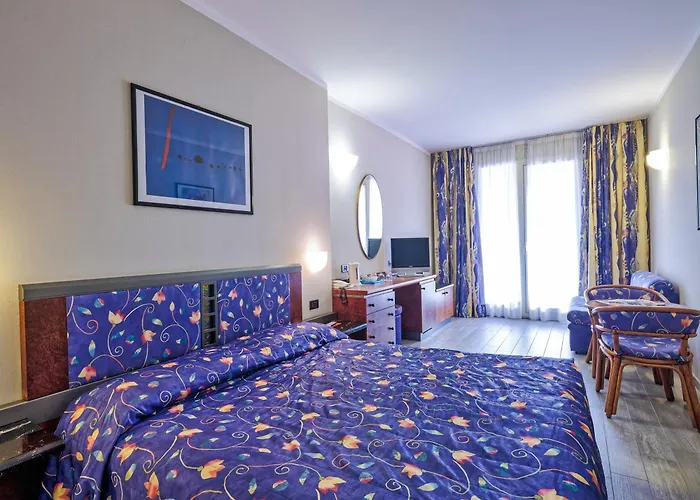 Hotel Cristina 3*