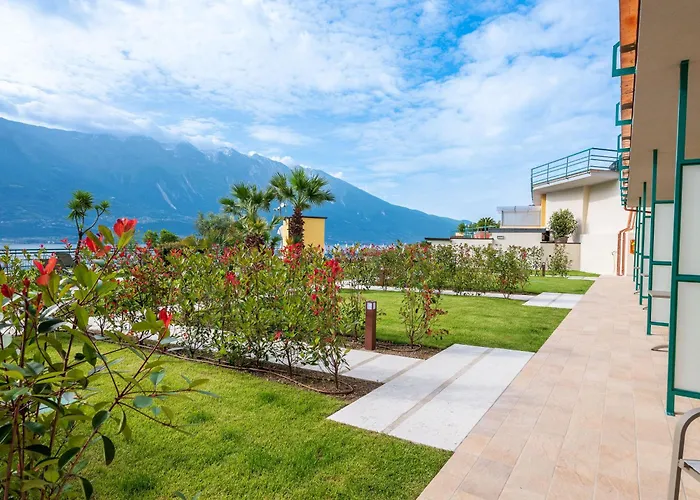 Cristina 3* Limone sul Garda