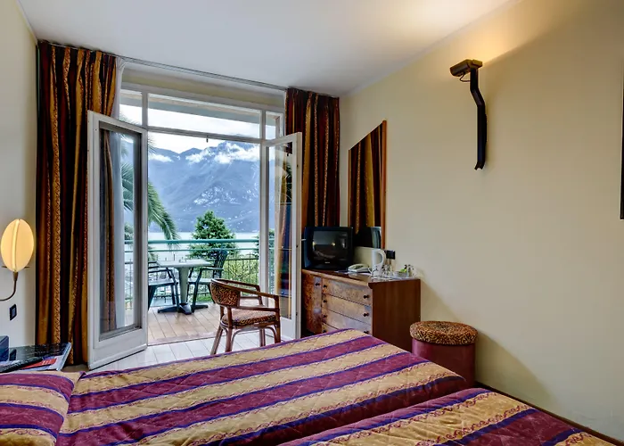 Cristina Hotel 3*