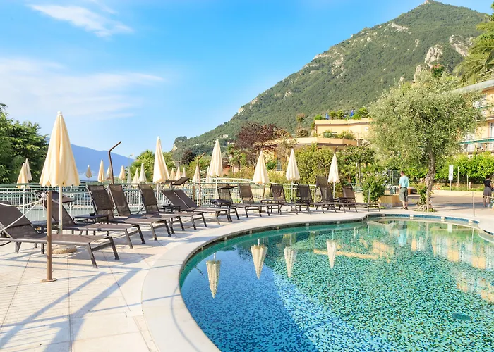 Cristina Hotel