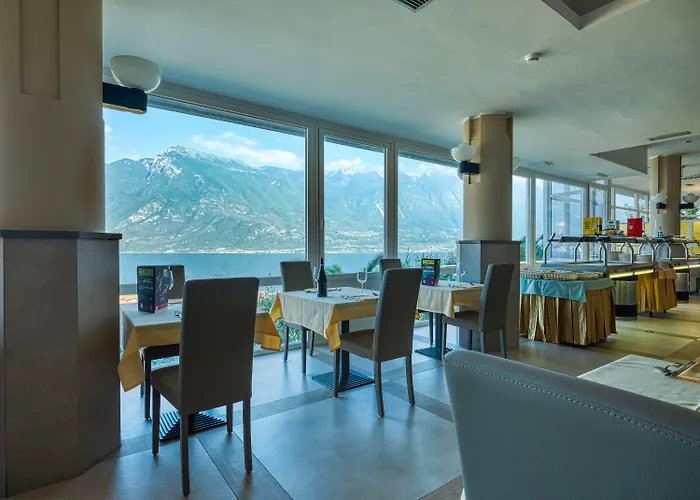 Hotel Cristina Limone sul Garda